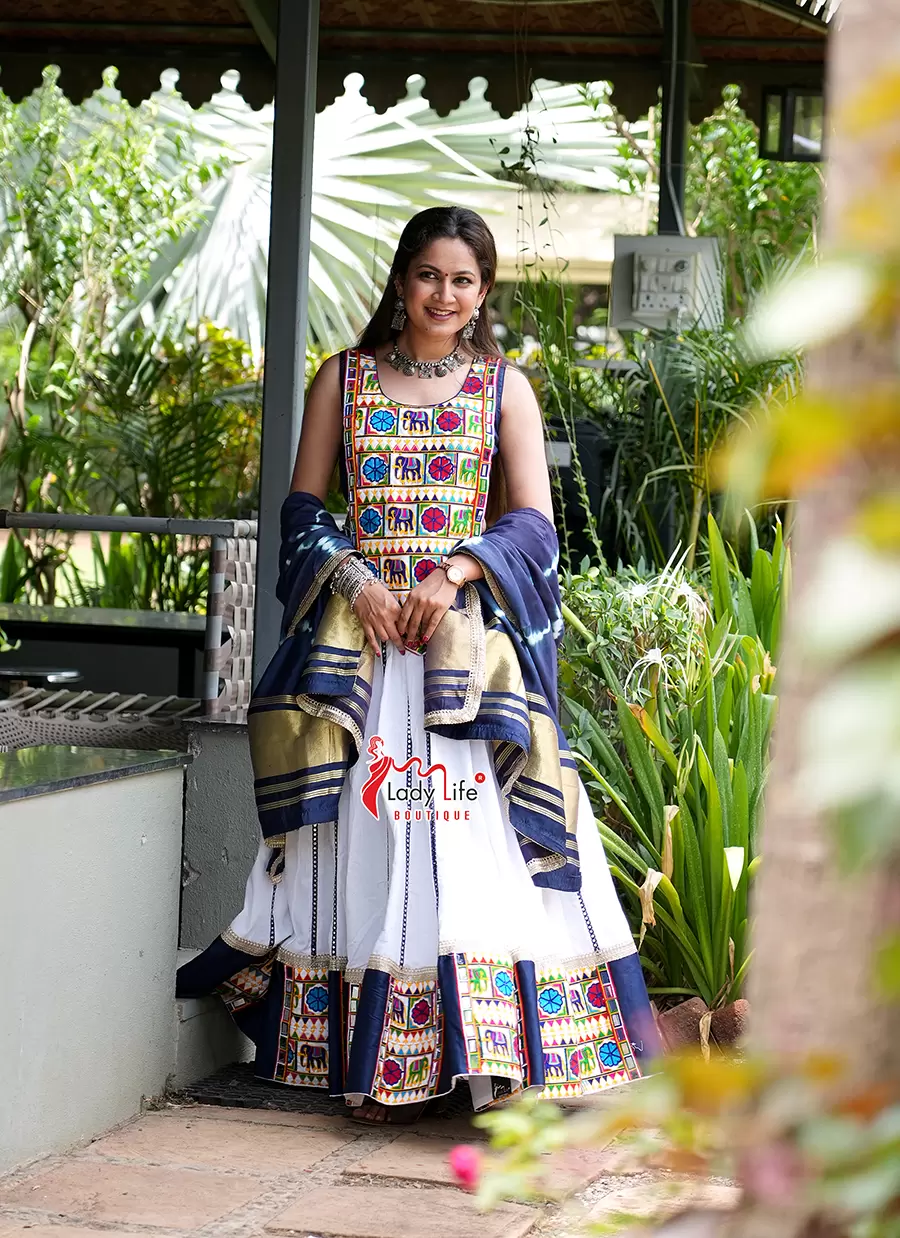 NAVRATRI SPECIAL GAMTHI WORK CHOLI